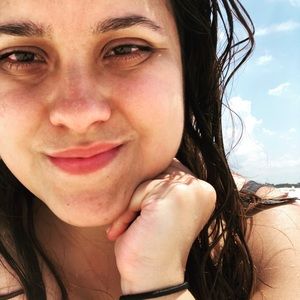 Meet your Posher, Daniela